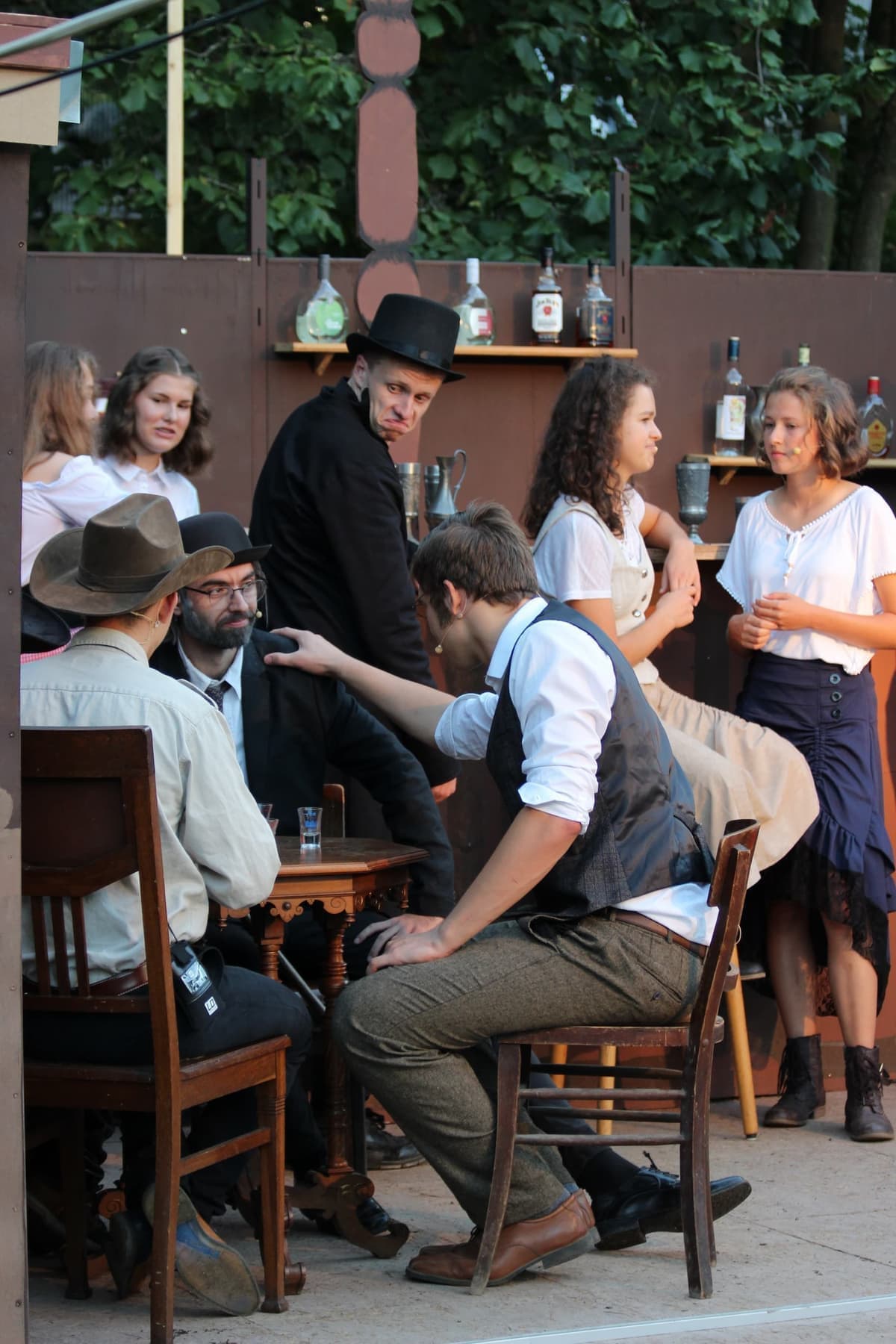 ... und es wird dem Glücksspiel gefröhnt.