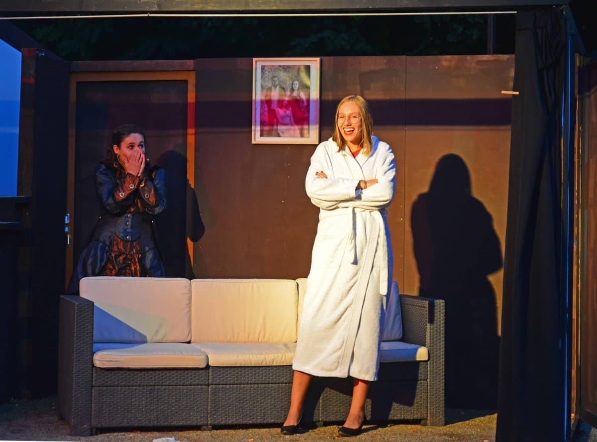 "Beruhige dich mein Engelchen!"