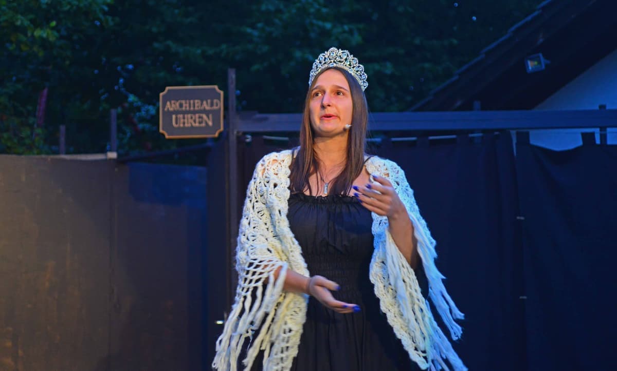 Kaiserin Theresa (Carina Sattler)