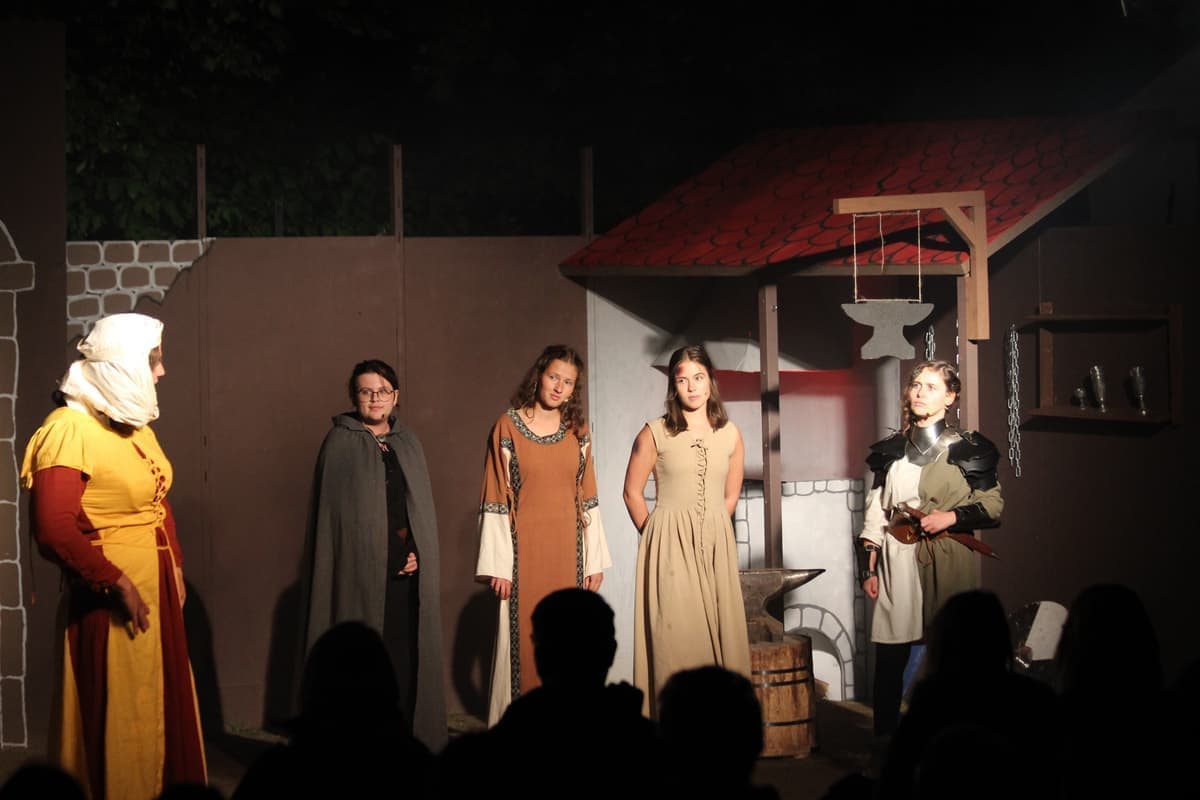 Die Gräfin wünscht eure Gegenwart