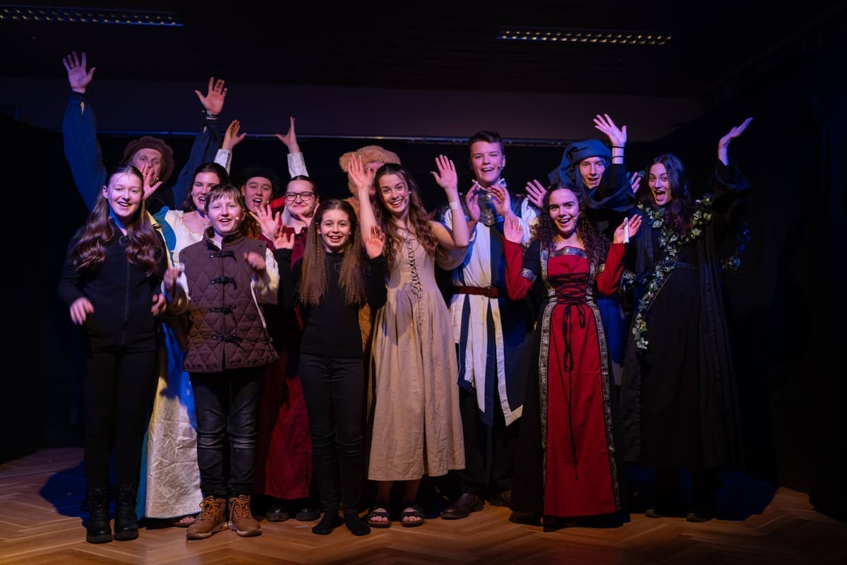 “Glückliche Gesichter nach der Premiere”